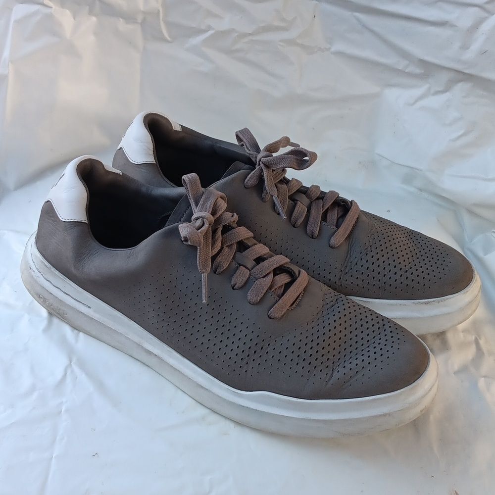 Cole Haan Gary and White Sneakers with Breathable Mesh Men's Size 11.5 M